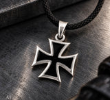 Eisernes Kreuz 39 mit Schlangenkette - Silber