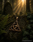 Anhänger 198 Triquetra mit Schlangen - Bronze