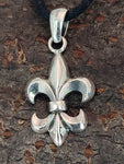 Fleur-de-Lis 40 mit Schlangenkette - Silber