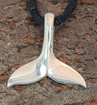Walflosse 128 mit Schlangenkette - Silber