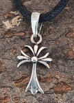 Kreuz 17 mit Schlangenkette - Silber