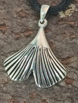 Ginkgo-Blatt 261 mit Schlangenkette - Silber