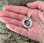 Anhänger 77 Handschellen - Zinn