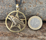 Anhänger 175 Pentagramm mit Rabe - Bronze