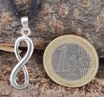 Unendlichkeitszeichen 258 mit Schlangenkette - Silber
