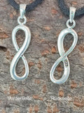 Unendlichkeitszeichen 258 mit Schlangenkette - Silber