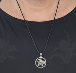 Pentagramm mit Rabe 80 mit Korbkette - Silber
