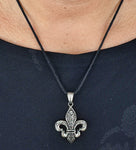 Fleur-de-Lis 15 B mit Panzerkette - Edelstahl