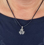 Keltischer Knoten 107 mit Schlangenkette - Silber